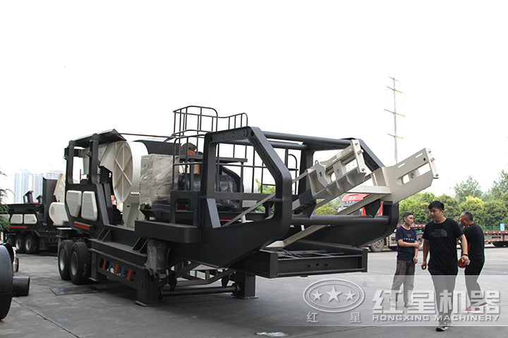 客戶就公司現貨進行參觀、考察