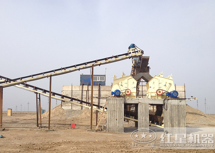 反擊式制砂機作業(yè)現場